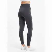 Szürke hosszú leggings meleg bundás belsővel.