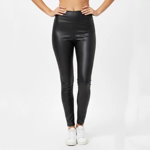 Fekete bőrhatású hosszú leggings gumis derékkal