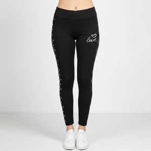 Fekete elasztikus alakformáló leggings szíves mintával