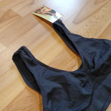 Elasztikus sportmelltartó