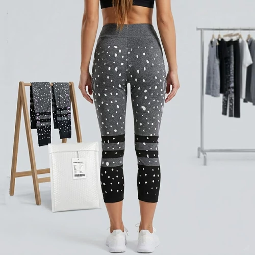 Szürke feliratos alakformáló capri leggings L-XL