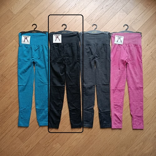 Push-Up leggings méret nélküli S-XL Fekete