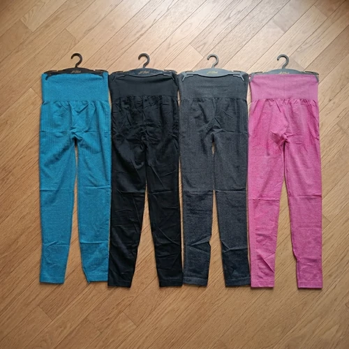 Push-Up leggings méret nélküli S-XL Fekete