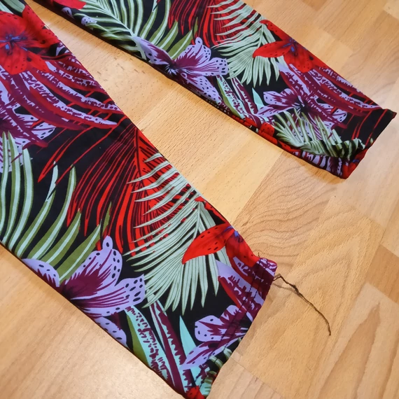 Virágmintás női nadrág, leggings.Pamut sztreccs.S-L